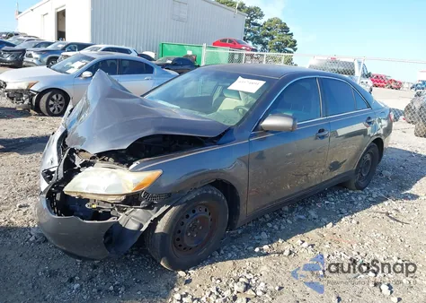 2009 Toyota Camry Le z USA, uszkodzony, nr VIN 4T1BE46K39U284591